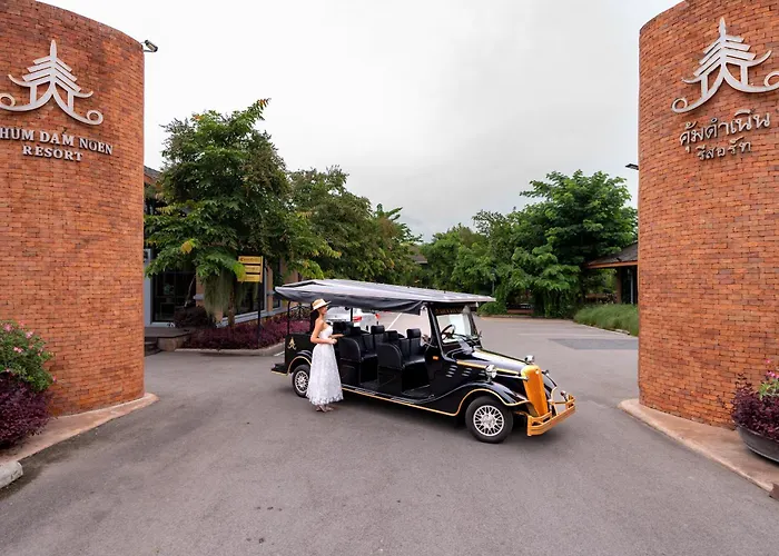 Khum Damnoen Resort 4*