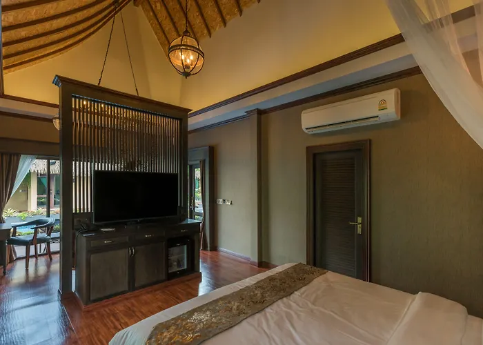 Khum Damnoen 4*