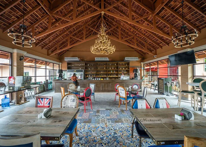 Resort Khum Damnoen